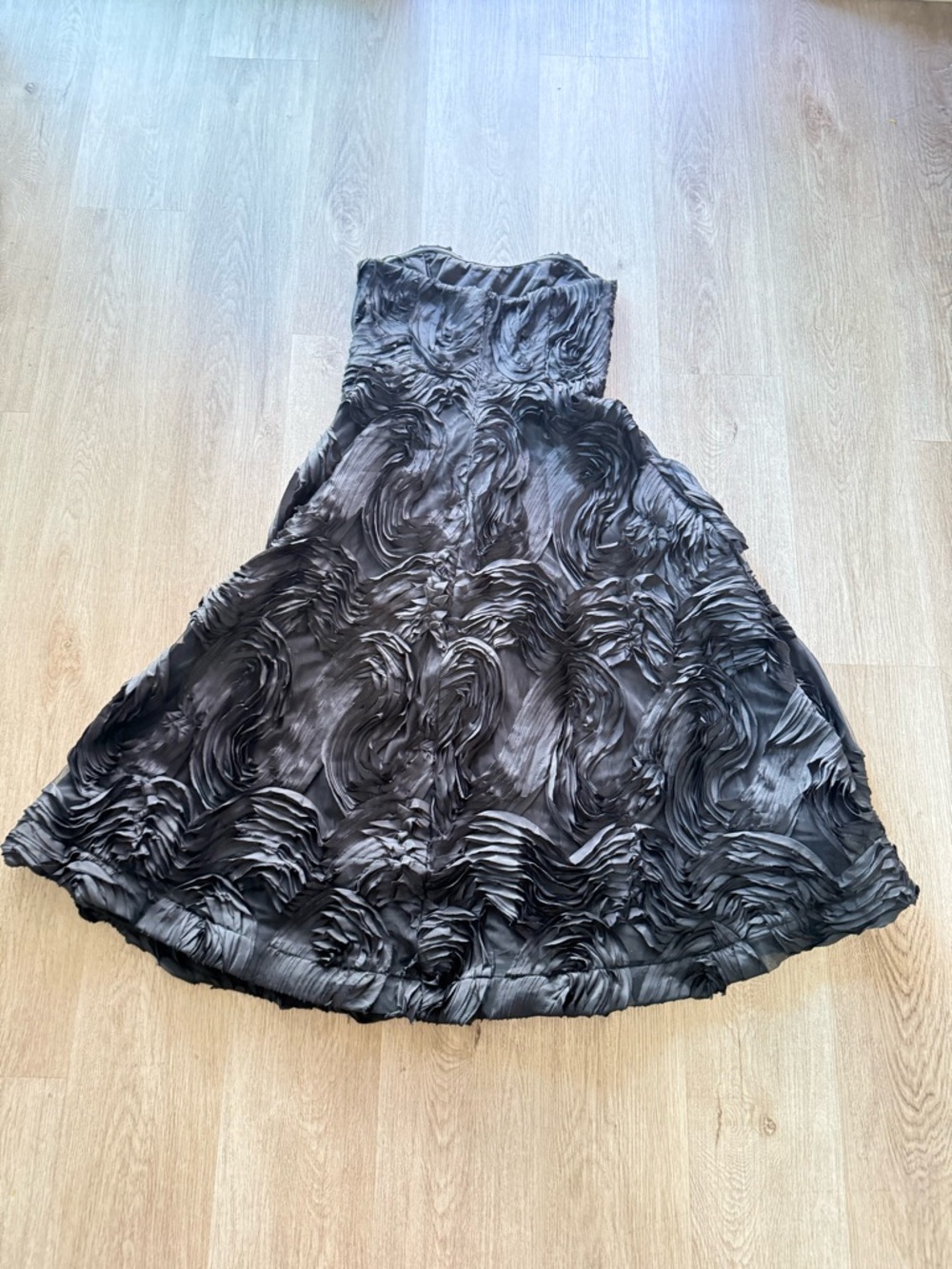 elliatt asher black 3d swirl chiffon fit & flare LDB midi dress size Large NEW - Picture 6 of 10